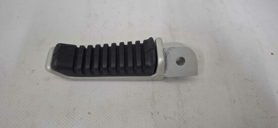 REAR RIGHT FOOTREST  - 037069865 