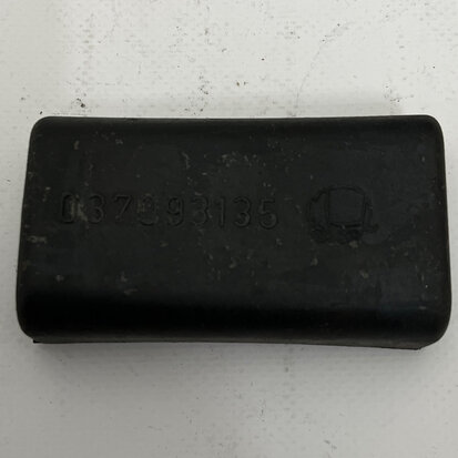 OIL RADIATOR BUFFER - 037093135