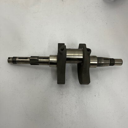 CRANKSHAFT - 034047150