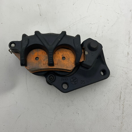 LEFT FRONT BRAKE CALIPER - 61040921A