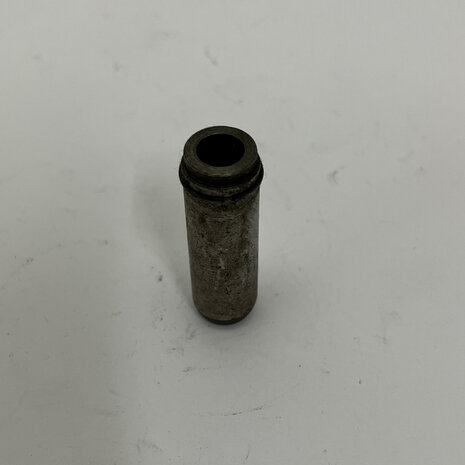 Ducati VALVE GUIDE, OVERSIZED - 066192397 Supersport-Monster-
