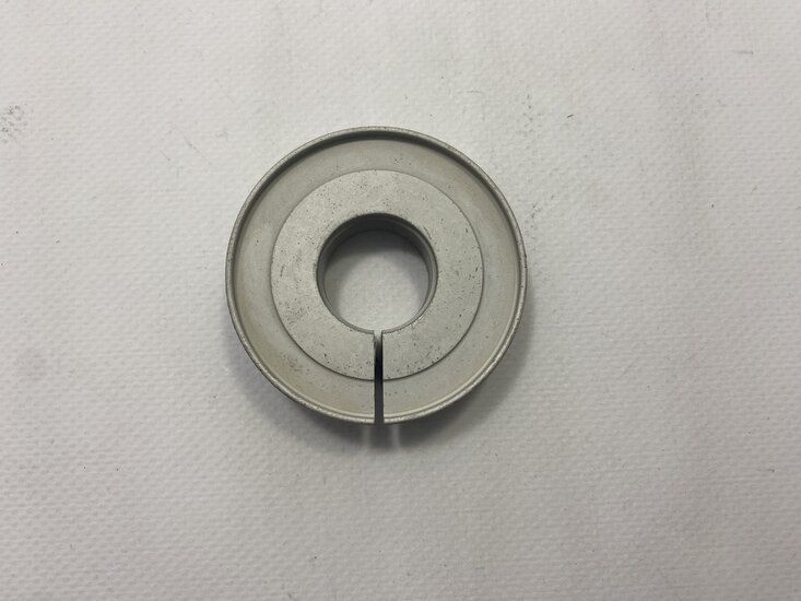 RING NUT  - 037037030